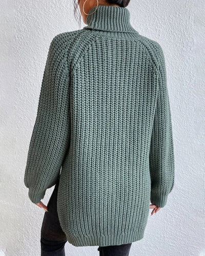 Schlitzpullover mit Rollkragen und Raglanärmeln