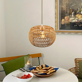 Boho Rattan Pendelleuchte mit geflochtenem Korbschirm