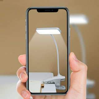 Verstellbare LED-Clip-On-Schreibtischlampe, augenschonende Touch-Steuerung