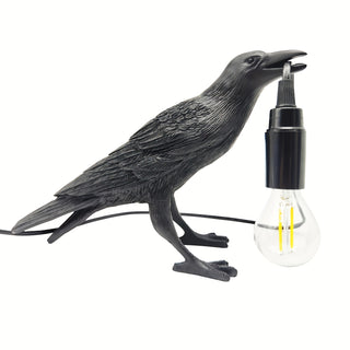 Gothic Krähen-Tischlampe – USB, Schwarze Harz-Rabe für Halloween-Dekor