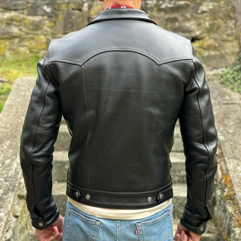 Herren Vintage Lederjacke mit Revers, Brusttasche und lässiger Passform